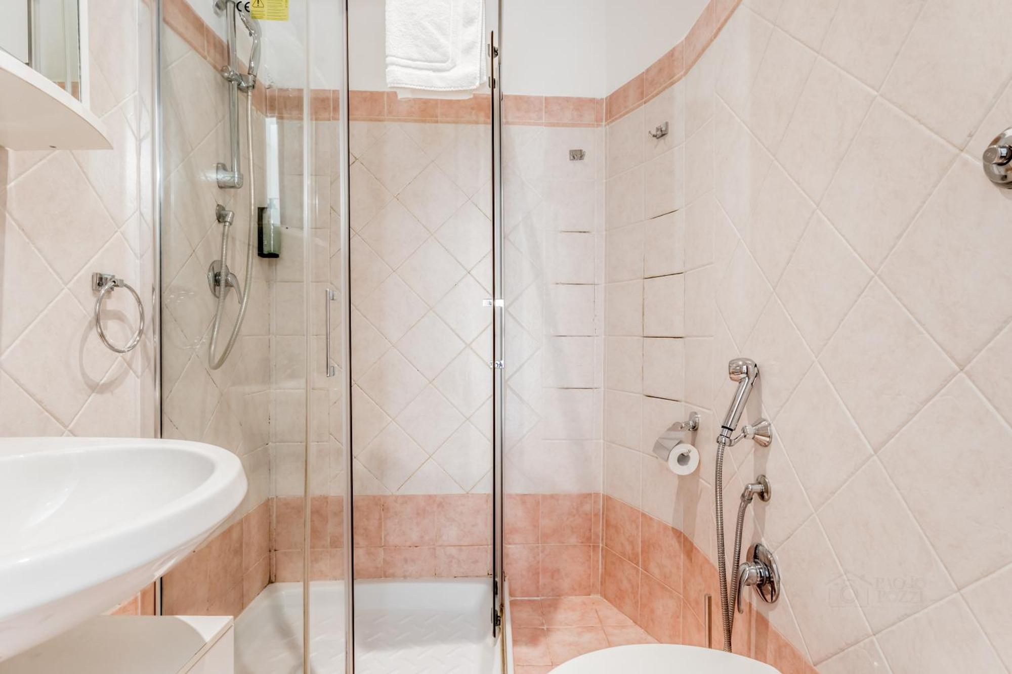 Ariana Luxury Guest House โรม ภายนอก รูปภาพ